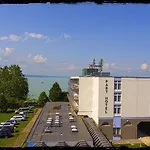 Hotel Part