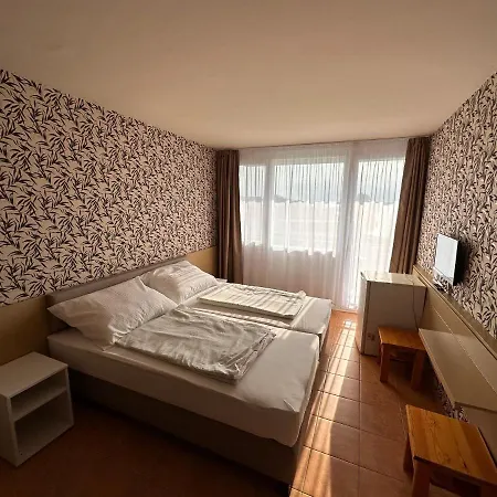 Hotel Part 2*