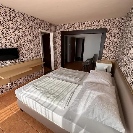 Part Hotel