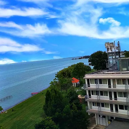 Hotel Part 2*